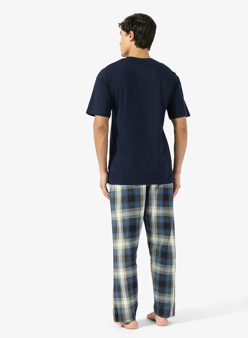 Seventy Five Regular fit tee and Pant set
